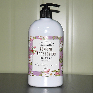 퍼퓸 바디로션 500ml 화이트머스크